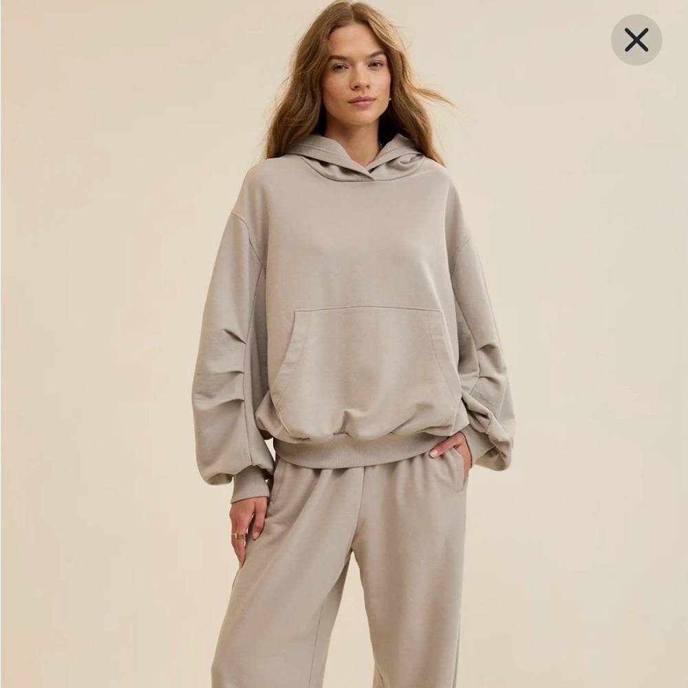 Aerie Jet Setter Hoodie NWT